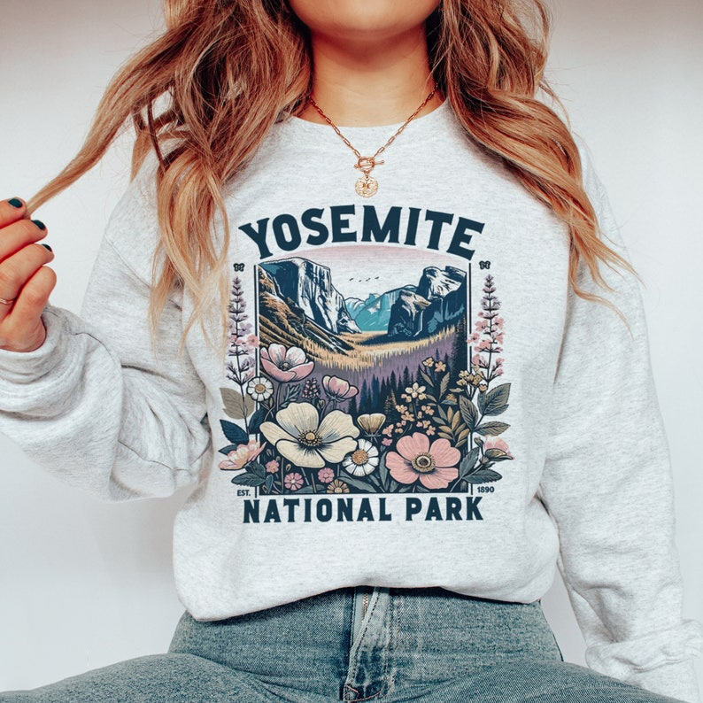 Yosemite National Park Wildflower Sweatshirt