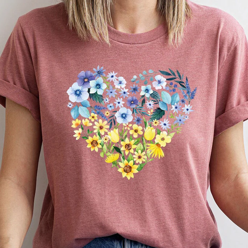 Floral Heart Ukraine Proud Ukrainian Pray For Ukraine  No War Ukraine Art Pattern T Shirt