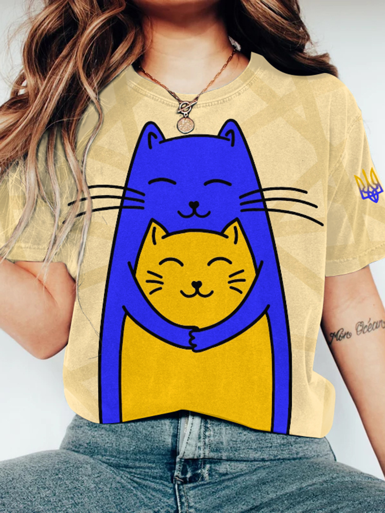 Women's Ukraine Hug Cat Print Crew Neck T-shirt