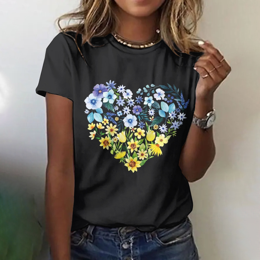 Floral Heart Ukraine Proud Ukrainian Pray For Ukraine  No War Ukraine Art Pattern T Shirt