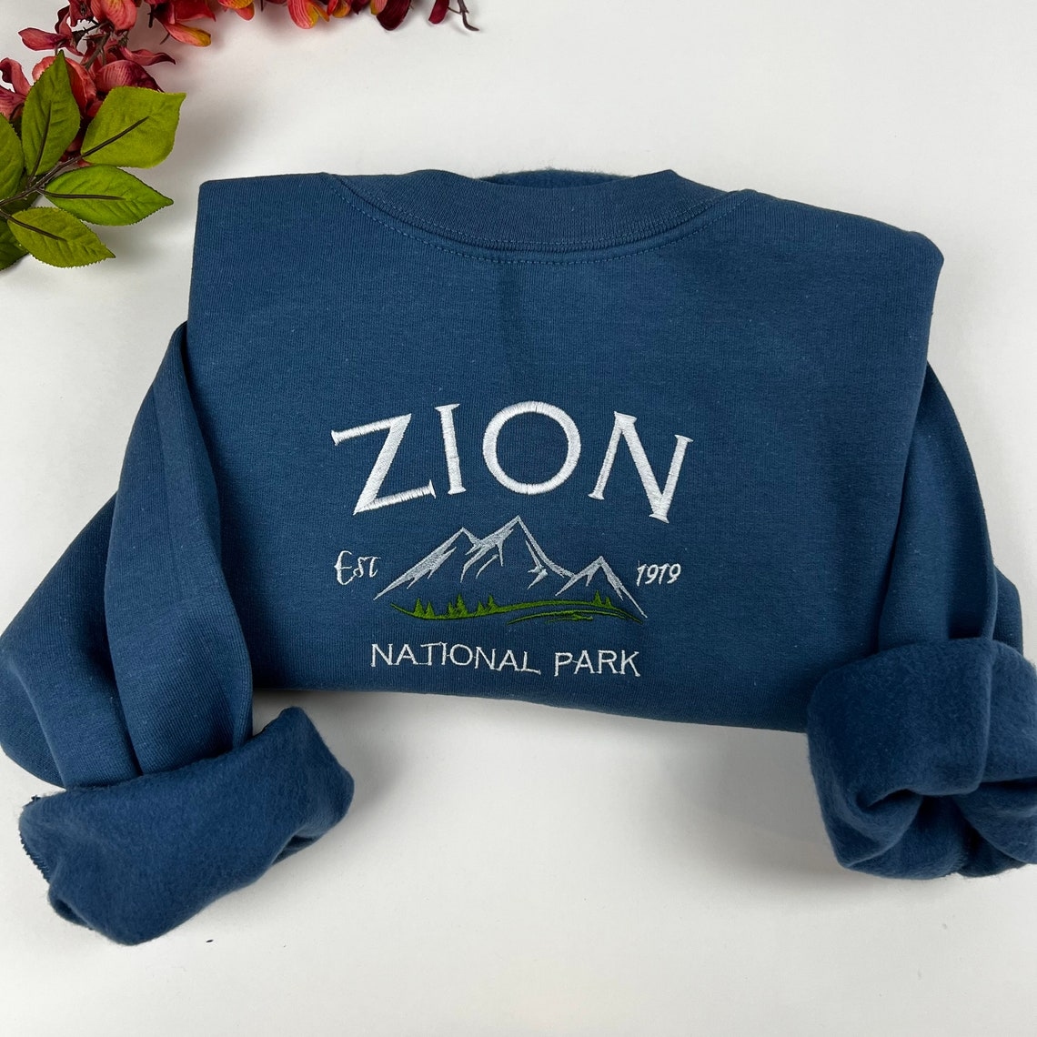 Zion National Park Embroidered Crewneck Sweatshirt